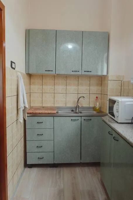 Rare Durres Apartment With Private Parking & Garden